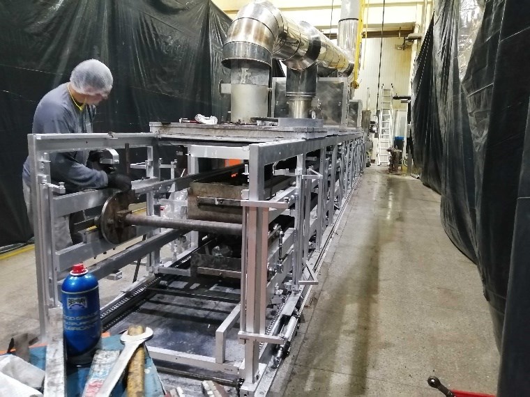Estructura de horno en montaje